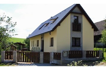 Eslovaquia Chata Beňušovce, Exterior